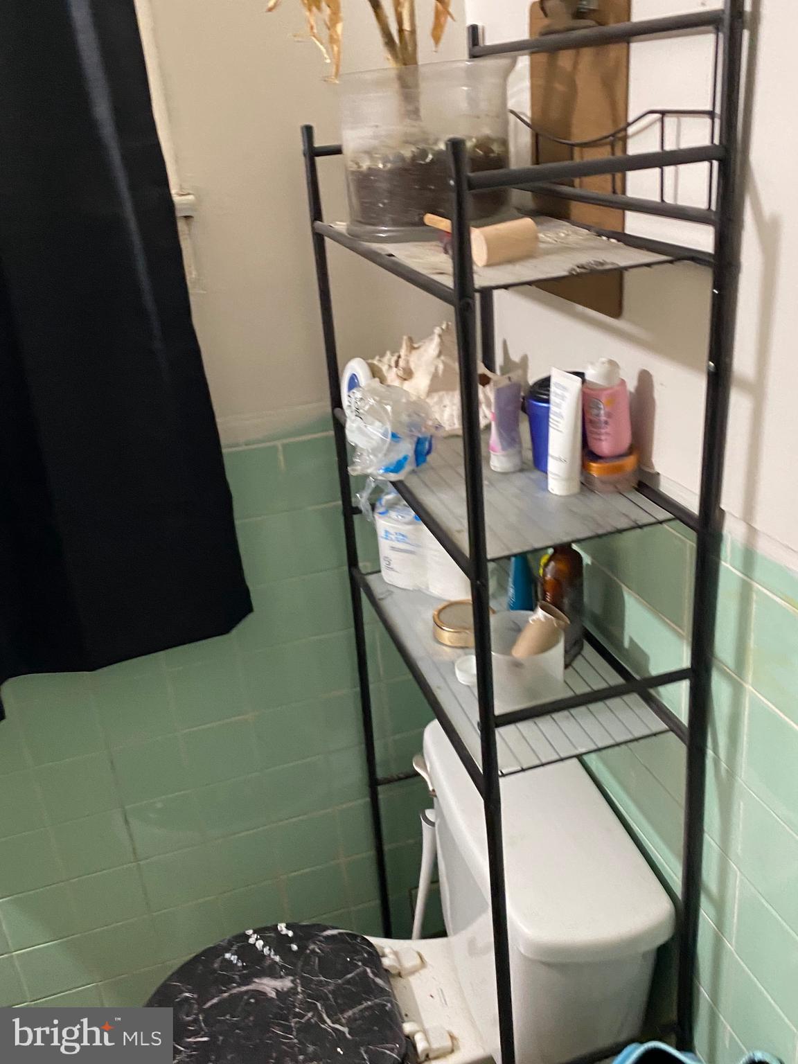 5336 Race Street Philadelphia, PA 19139 - Photo 14 of 23 a view of entryway