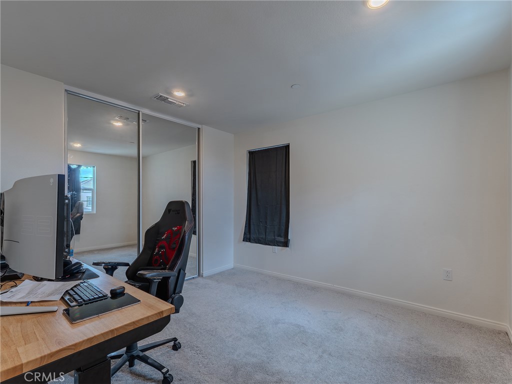 25602 Pne Rdg Road Homeland, CA 92548 - Photo 14 of 35 a view of workspace with gym equipment