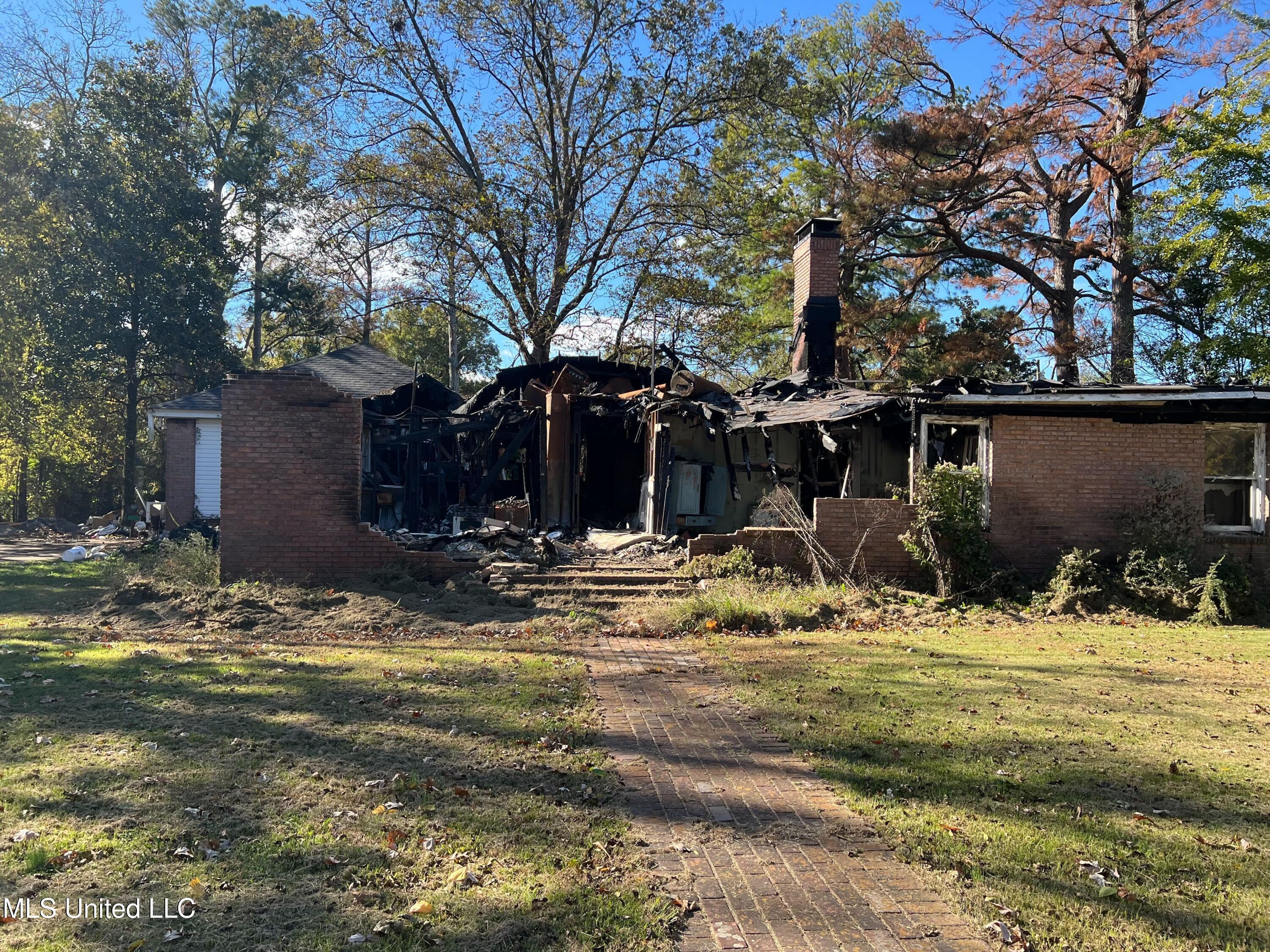 325 Oliver Avenue Sledge, MS 38670 - Photo 8 of 12 IMG_4096