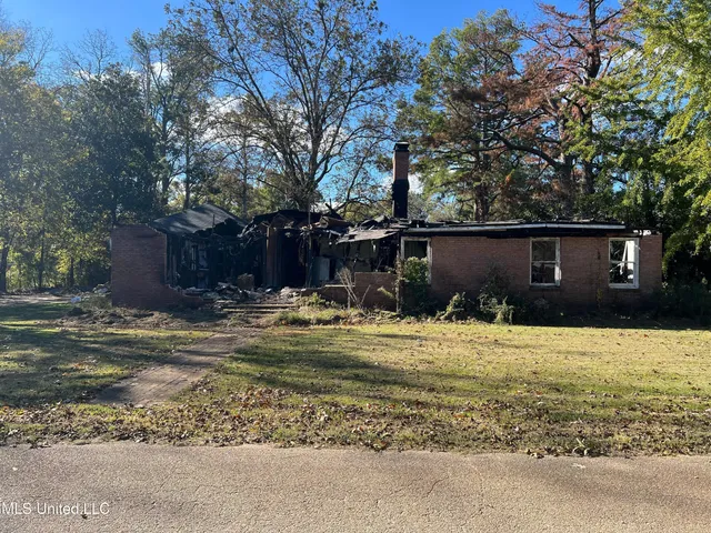 $25,000 | 325 Oliver Avenue, Sledge, MS 38670