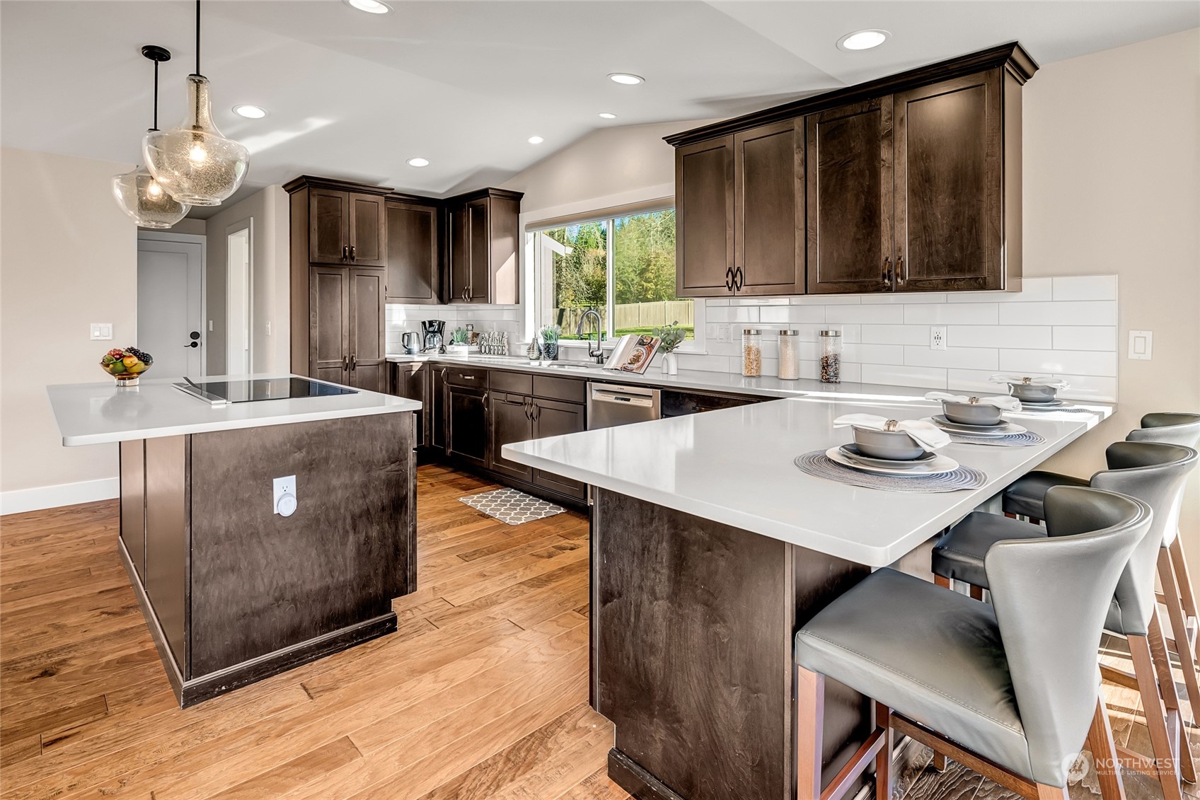 3709 236th Street Southeast Bothell, WA 98021 - Photo 10 of 40 Gallery Image 10