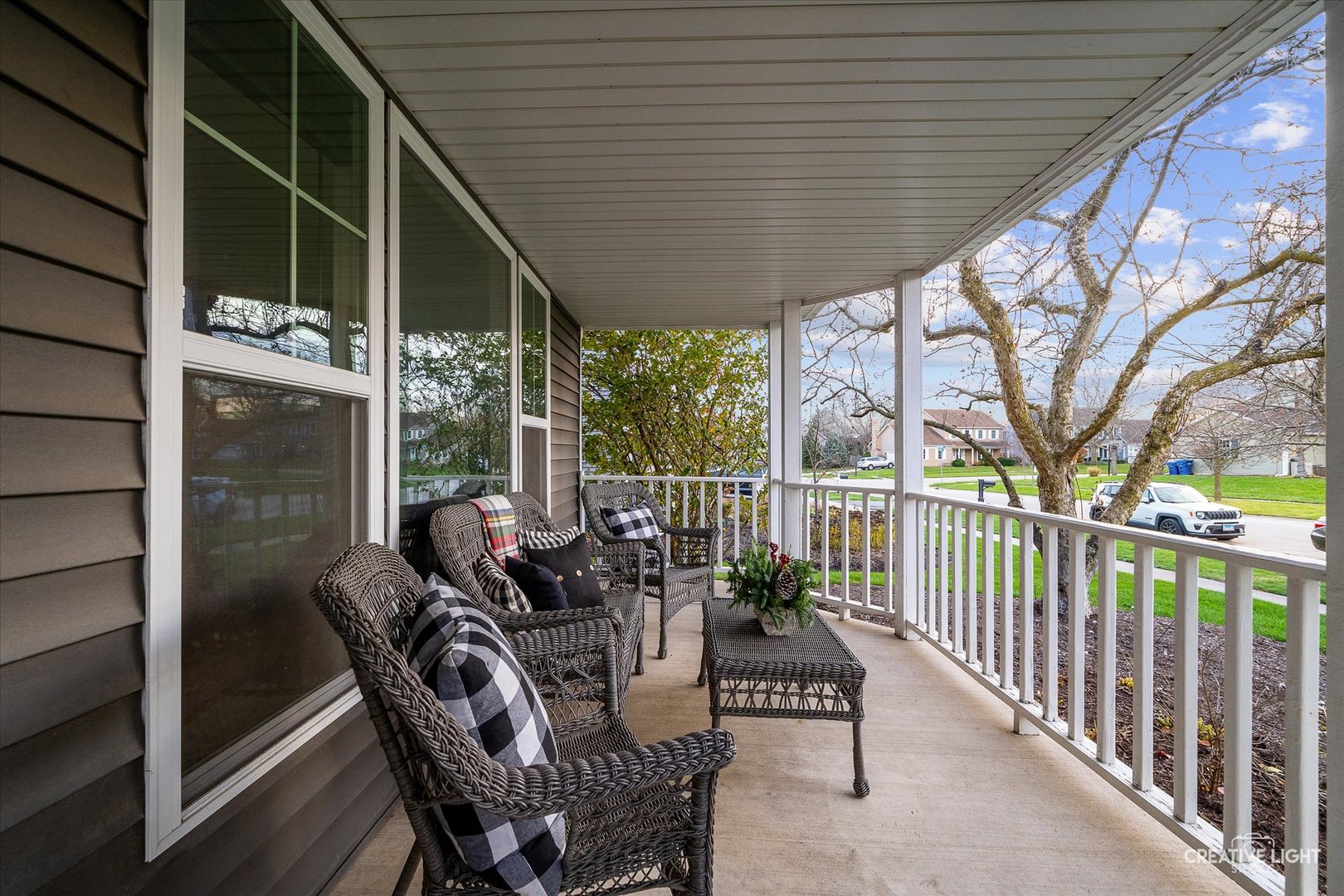1185 Lewis Road Geneva, IL 60134 - Photo 3 of 28 a view of balcony with furniture and garden