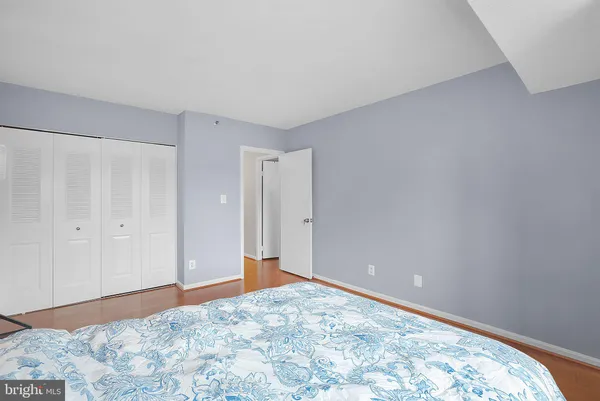 $3,600 | 3713 South George Mason Drive, Unit 1011, Falls Church, VA 22041