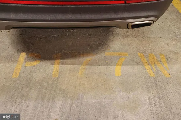 $3,600 | 3713 South George Mason Drive, Unit 1011, Falls Church, VA 22041