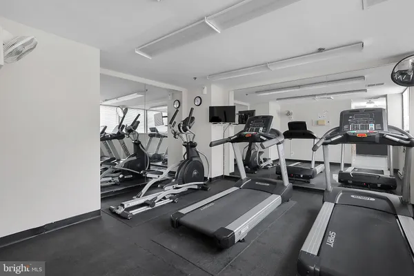 $3,600 | 3713 South George Mason Drive, Unit 1011, Falls Church, VA 22041