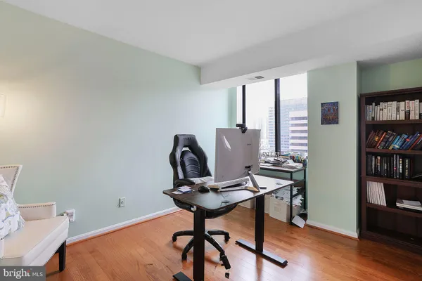 $3,600 | 3713 South George Mason Drive, Unit 1011, Falls Church, VA 22041