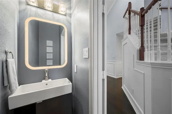 $549,900 | 1819 Sandalwood Lane, Grapevine, TX 76051