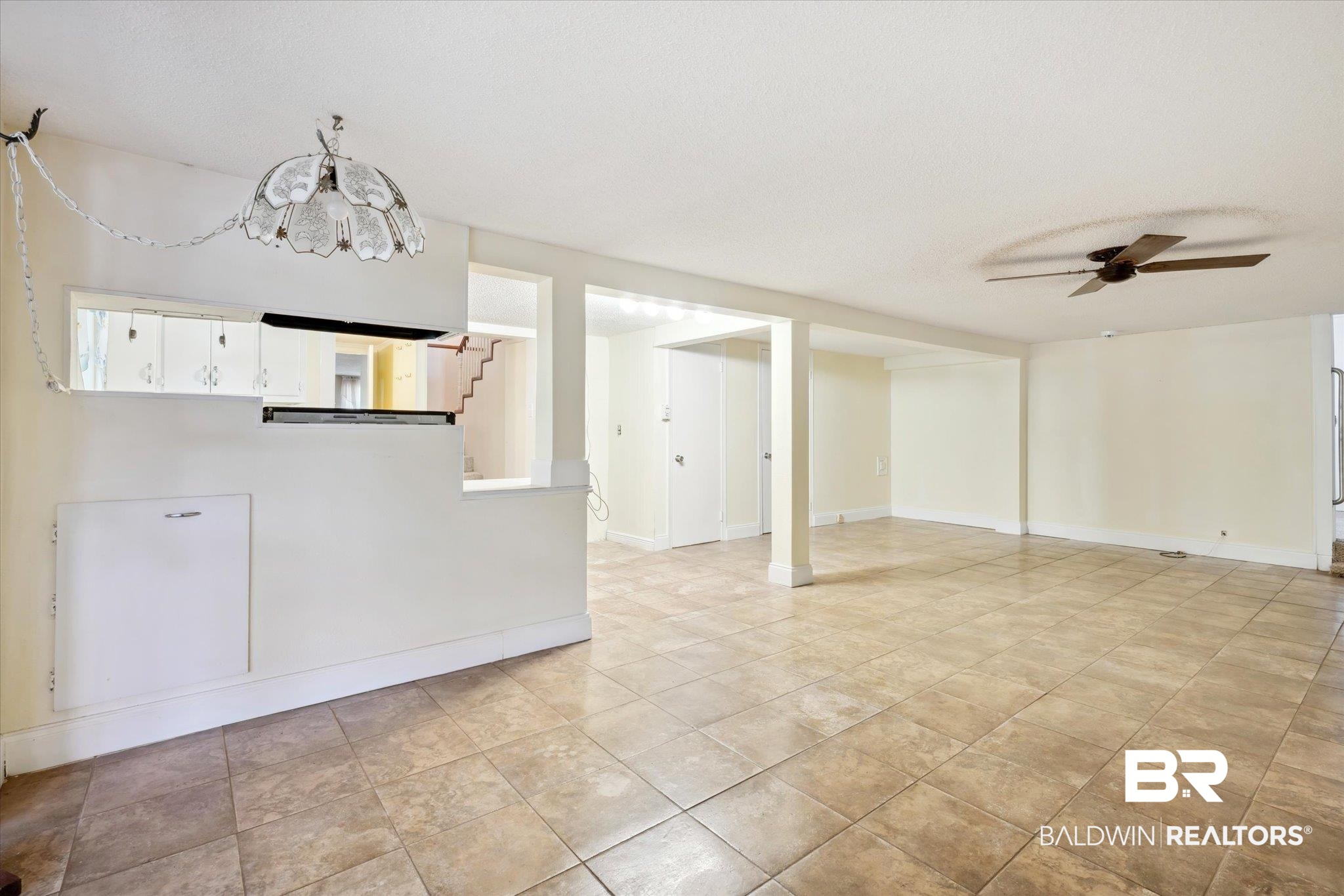 7250 Griffice Road Mobile, AL 36618 - Photo 5 of 46