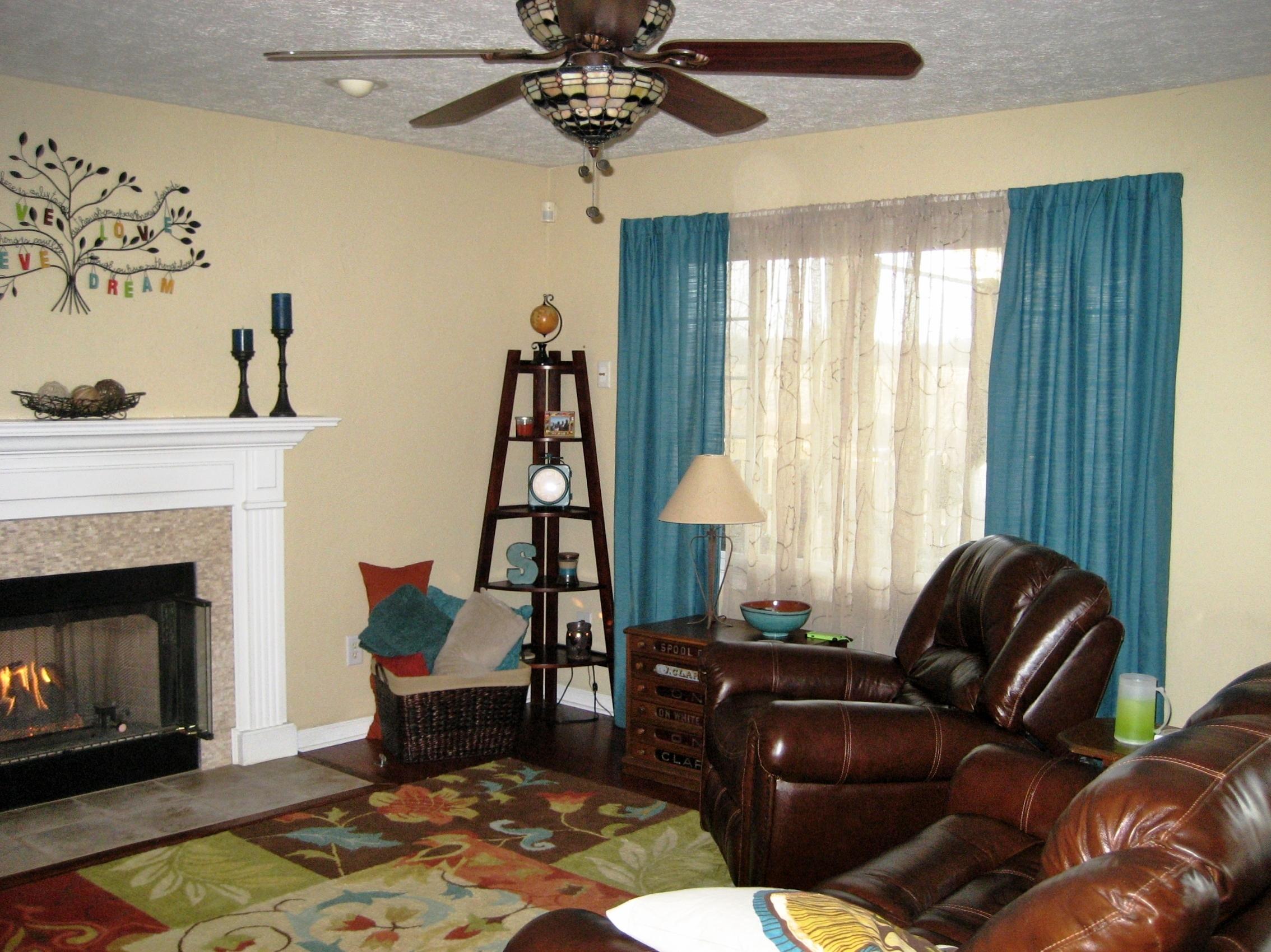 6930 Westerly Winds Road Knoxville, TN 37931 - Photo 11 of 27 Living Room