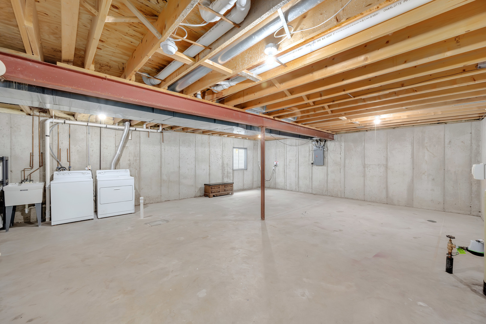 2499 Highland Road Geneva, IL 60134 - Photo 22 of 29 a view of a garage