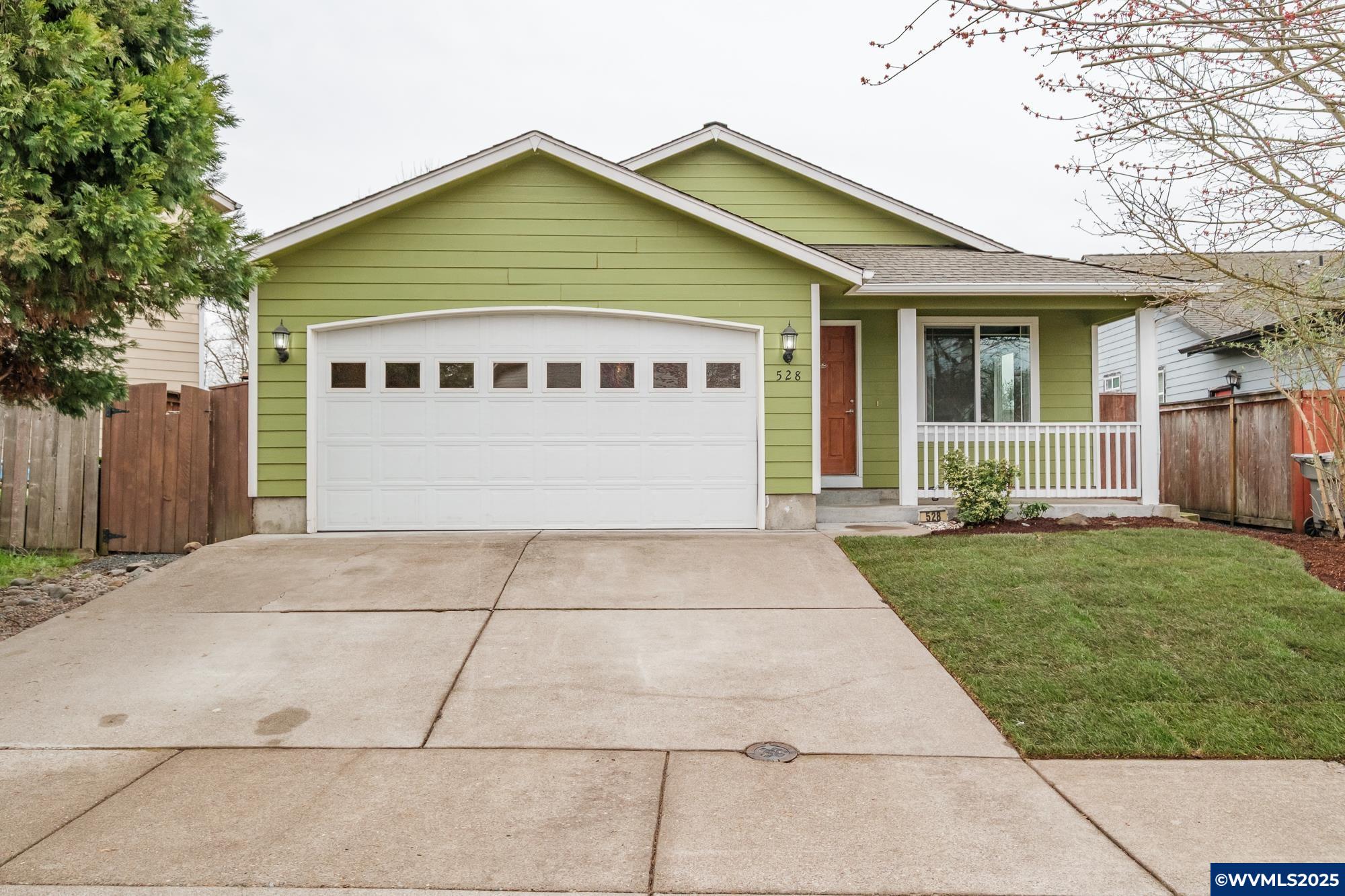 528 Northeast Breezy Way Albany, OR 97322 - Photo 6 of 48
