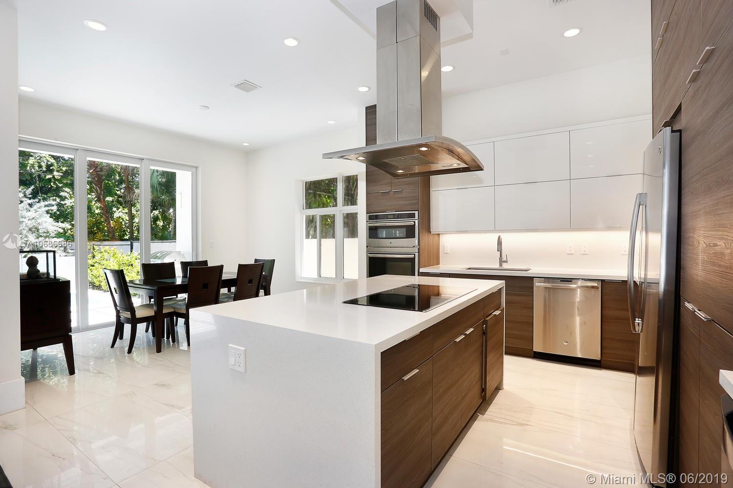 11847 Southwest 81st Road Pinecrest, FL 33156 - Photo 26 of 40 Gallery Image 26