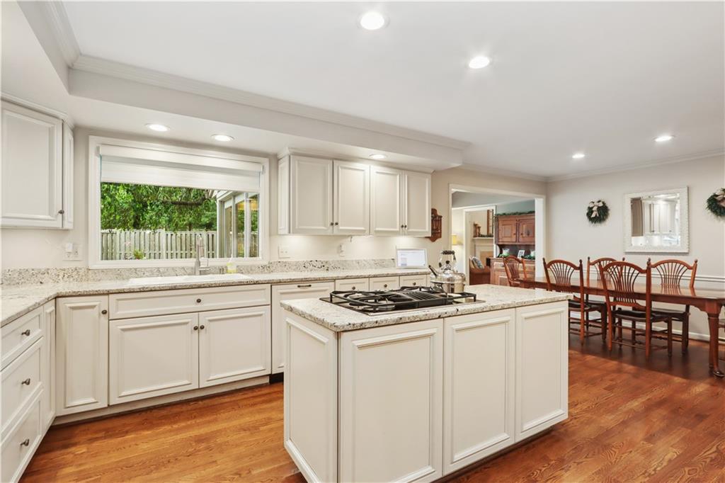 6905 Overhill Road Mission Hills, KS 66208 - Photo 11 of 31 Gallery Image 11