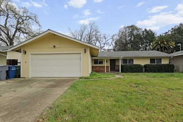 $250,000 | 6725 Reflection Street, Redding, CA 96001