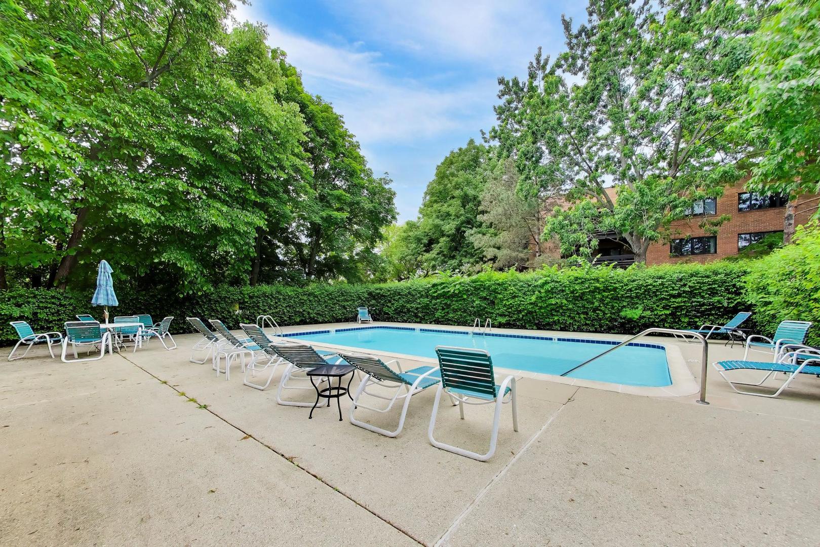 1066 Shermer Road, Unit 20 Northbrook, IL 60062 - Photo 25 of 27