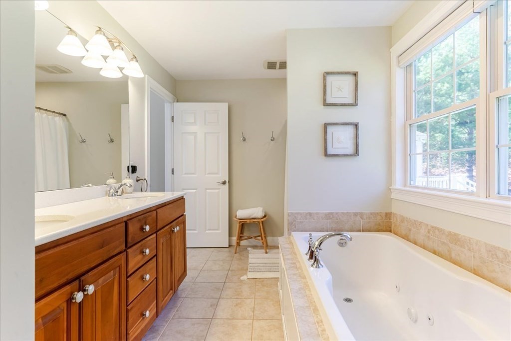 113 Smoke Hill Ridge Road Marshfield, MA 02050 - Photo 23 of 41 Gallery Image 23