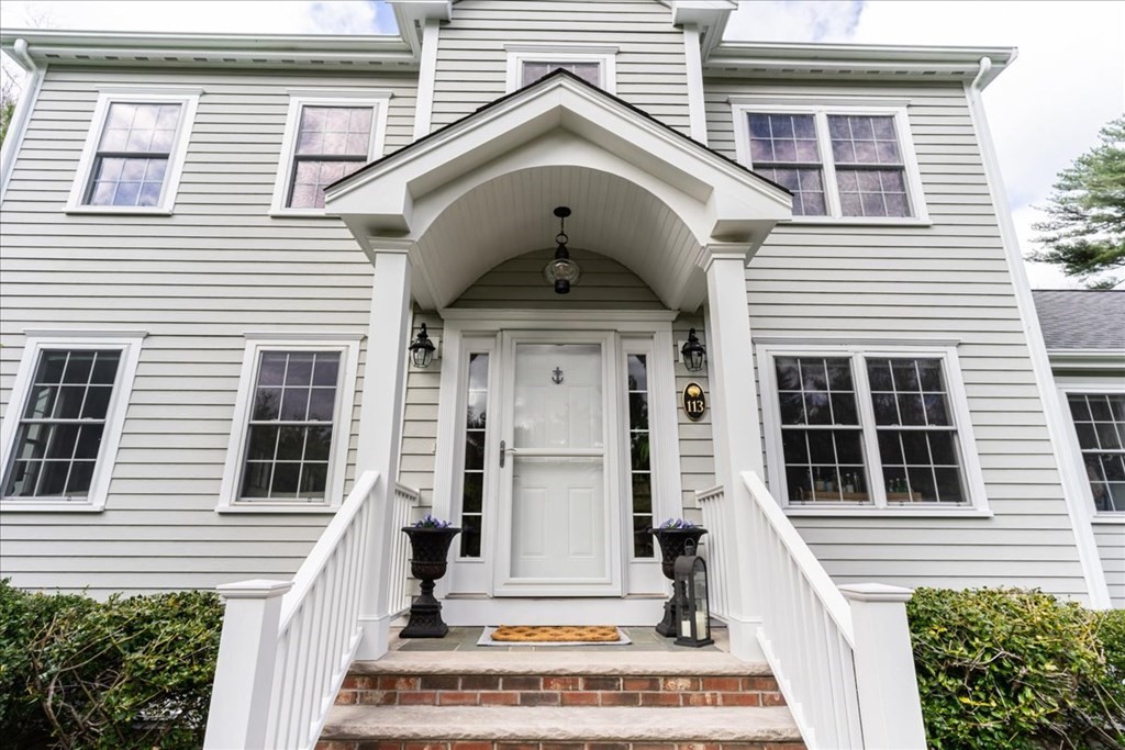 113 Smoke Hill Ridge Road Marshfield, MA 02050 - Photo 4 of 41 Gallery Image 4