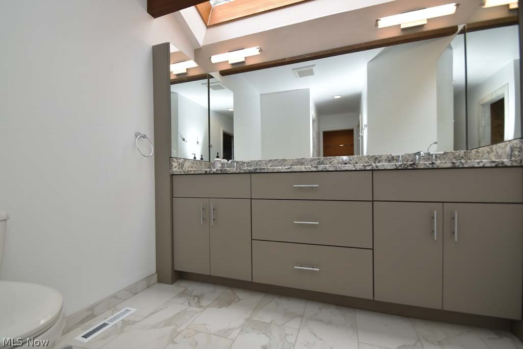 12632 Cedar Road Cleveland Heights, OH 44106 - Photo 20 of 29 Master Suite full Bath with double sinks.