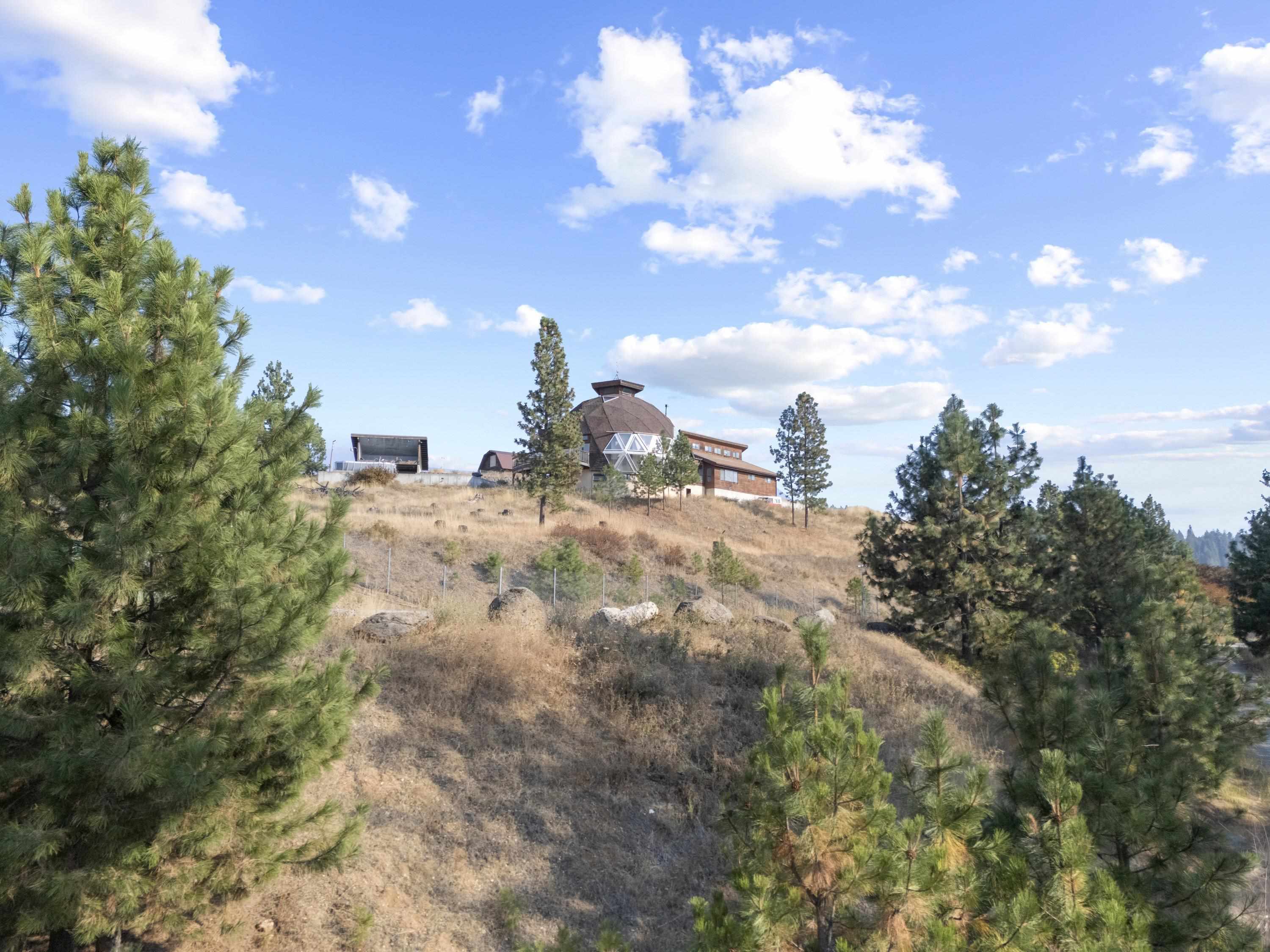 16315 East Temple Road Spokane, WA 99217 - Photo 4 of 42