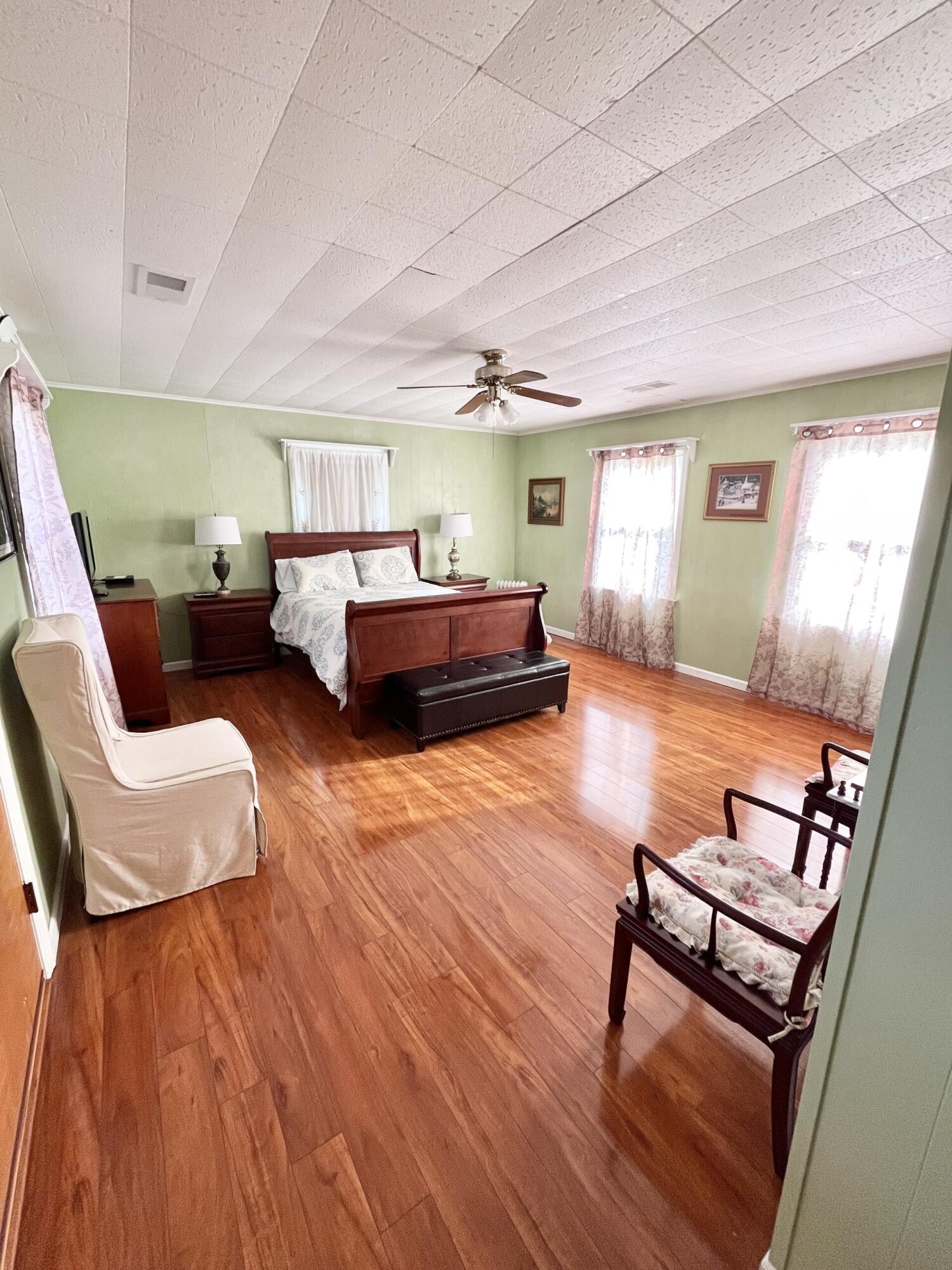 1095 Rucker Road Moneta, VA 24121 - Photo 26 of 28 thumbnail_IMG_7688