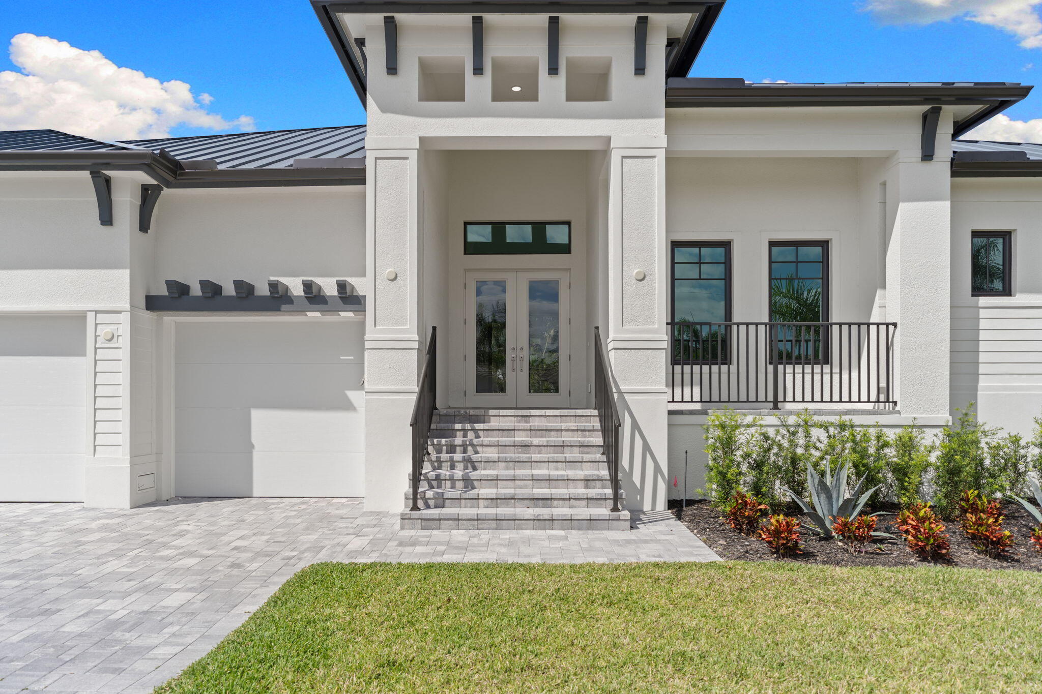 82 Tahiti Road Marco Island, FL 34145 - Photo 41 of 47 2-web-or-mls-DSC08949