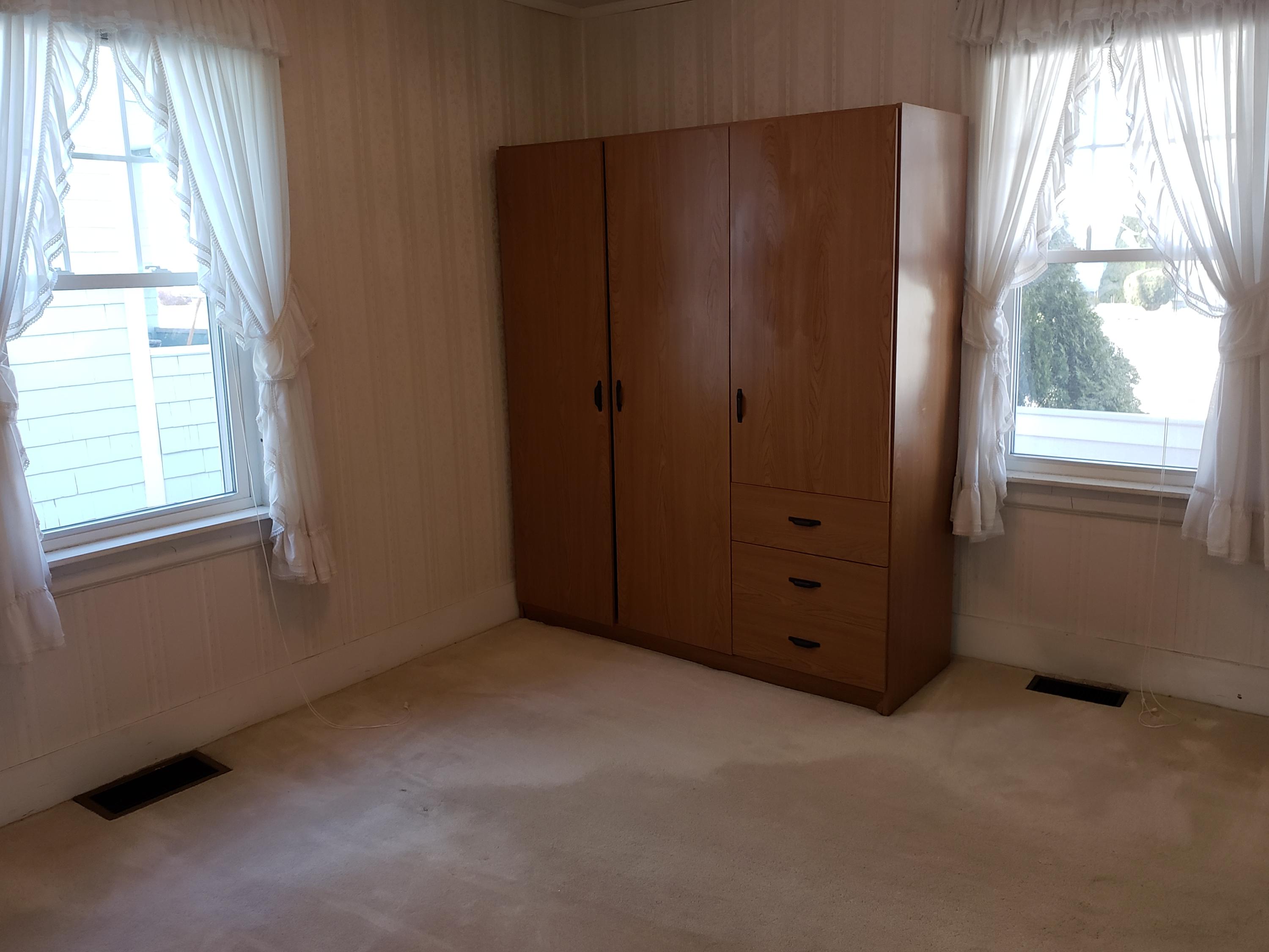 181 Graham Street Biddeford, ME 04005 - Photo 15 of 31 2nd Bedroom