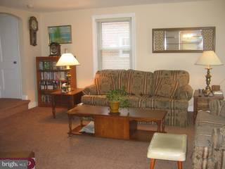 235 Kent Road Springfield, PA 19064 - Photo 4 of 5