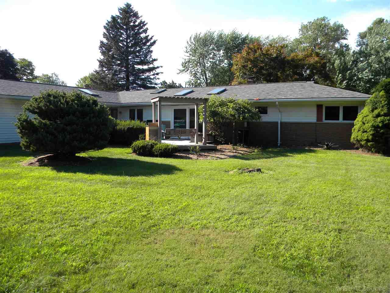 1957 Ansal Drive Rochester Hills, MI 48309 - Photo 4 of 41