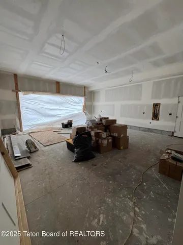 $1,395,000 | 1030 Iroquois Way, Driggs, ID 83422