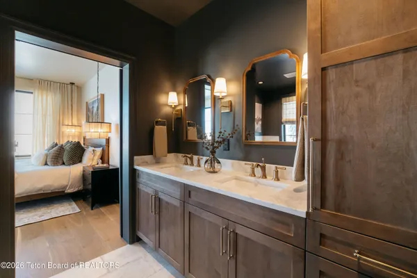 $1,450,000 | 1030 Iroquois Way, Driggs, ID 83422