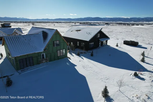 $1,395,000 | 1030 Iroquois Way, Driggs, ID 83422