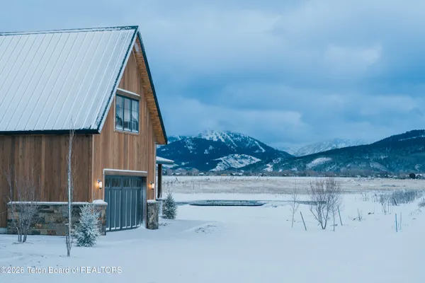 $1,450,000 | 1030 Iroquois Way, Driggs, ID 83422