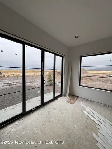 $1,395,000 | 1030 Iroquois Way, Driggs, ID 83422