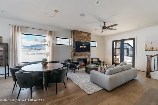 $1,450,000 | 1030 Iroquois Way, Driggs, ID 83422