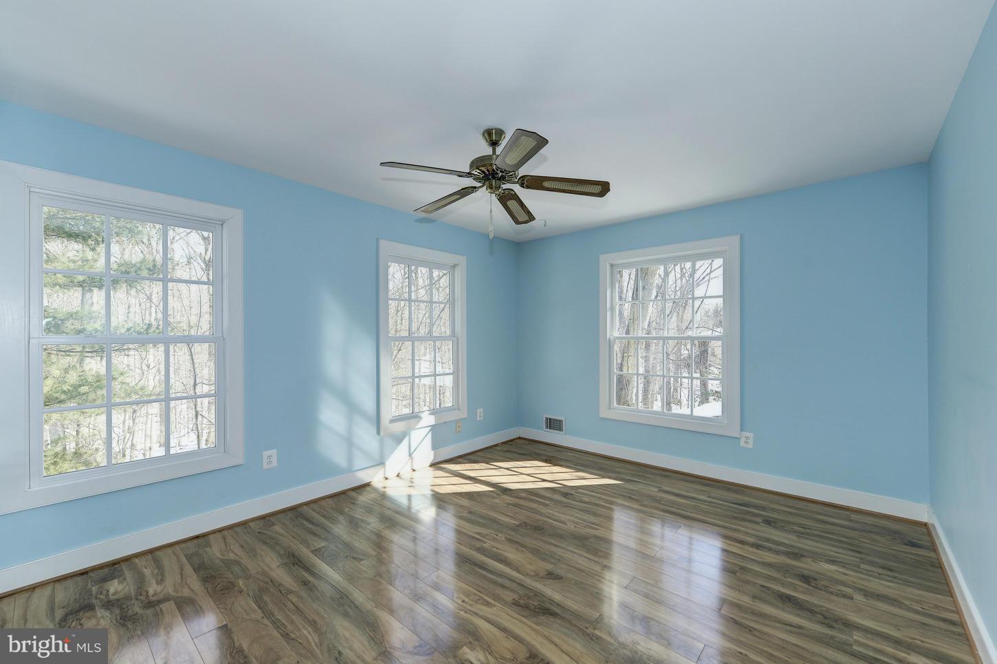 722 Ridge Drive McLean, VA 22101 - Photo 21 of 30 Bedroom #5