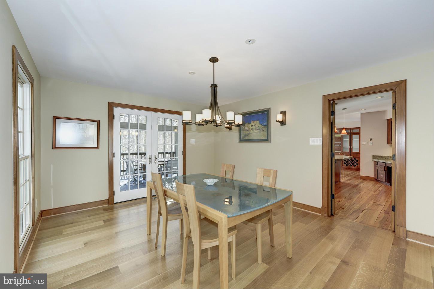 722 Ridge Drive McLean, VA 22101 - Photo 5 of 30 Dining Room