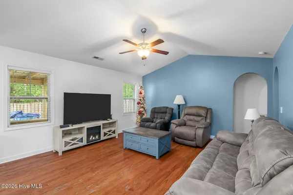 $314,000 | 106 Oyster Landing Drive, Sneads Ferry, NC 28460