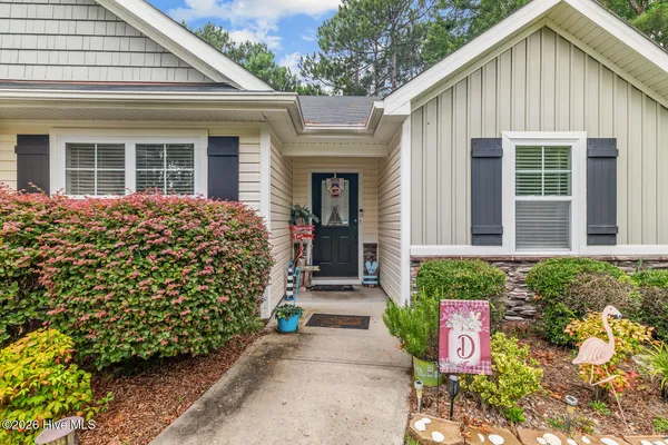 $314,000 | 106 Oyster Landing Drive, Sneads Ferry, NC 28460