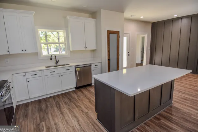 $369,000 | 6060 Ga Highway, Molena, GA 30258