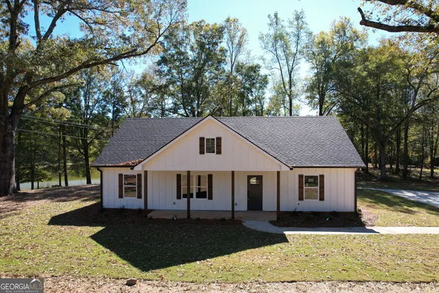 $369,000 | 6060 Ga Highway, Molena, GA 30258