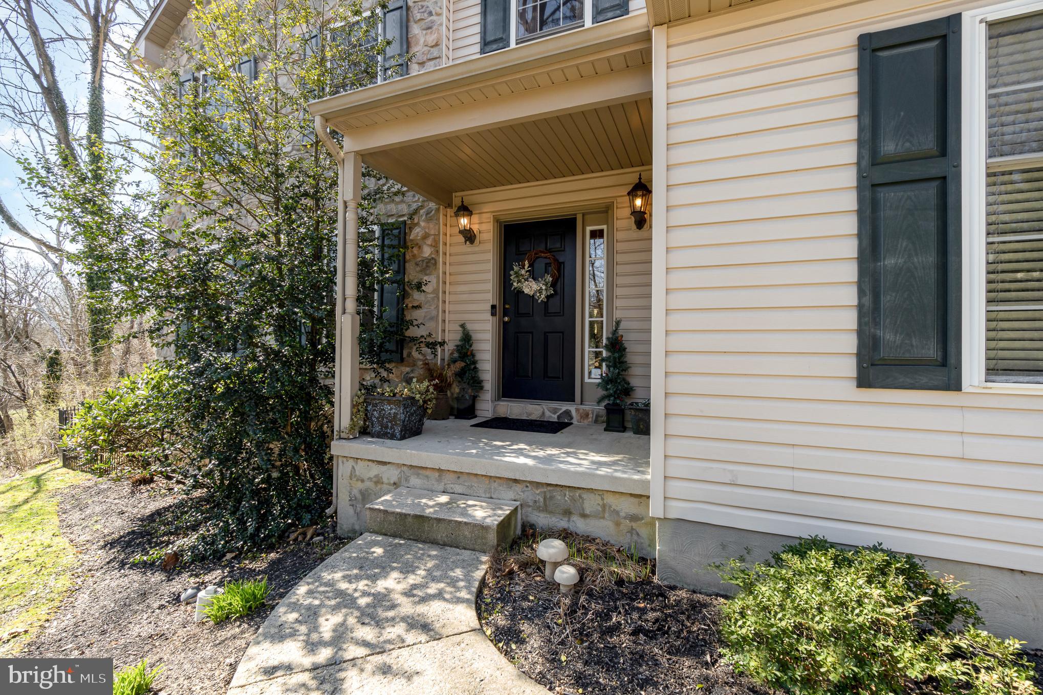 147 Eckman Road Lancaster, PA 17602 - Photo 2 of 28