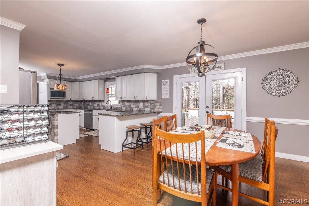 10209 Rounding Run Henrico, VA 23238 - Photo 7 of 46 Large Kitchen!