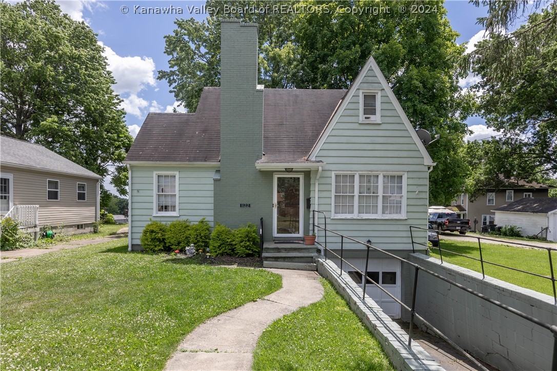 1122 Spruce Road Charleston, WV 25314 - Photo 2 of 23 Gallery Image 2
