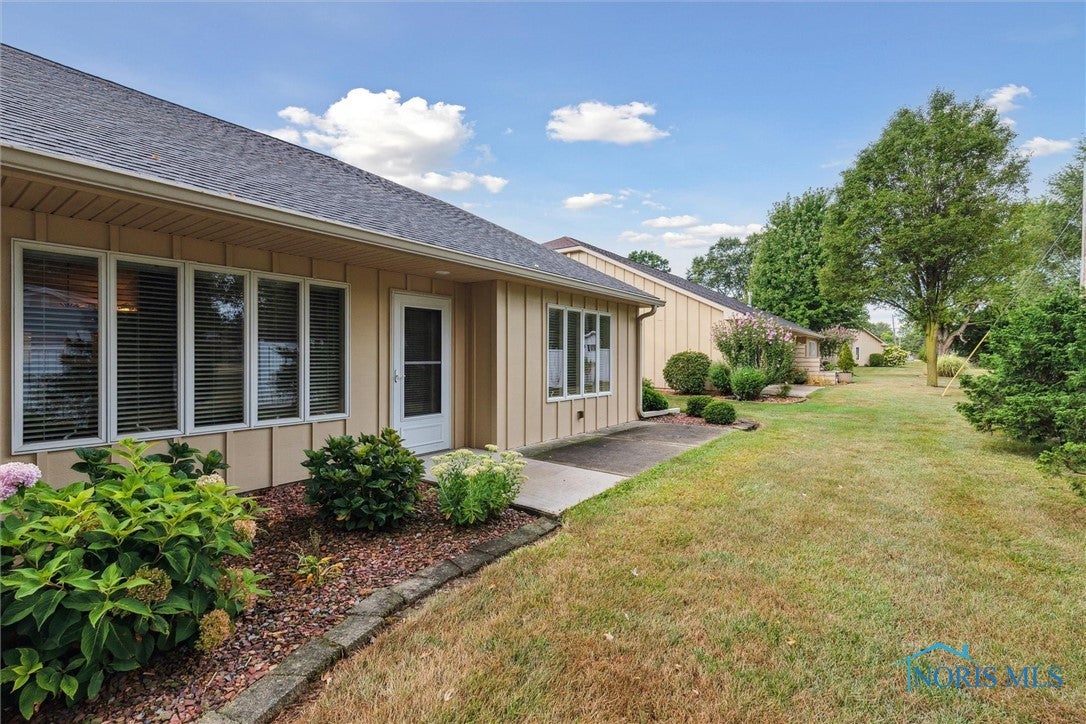 701 Burr Road, Unit 34 Wauseon, OH 43567 - Photo 37 of 39 Gallery Image 37