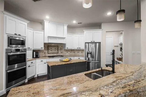 $1,765,220 | 5623 Matalee Avenue, Dallas, TX 75206