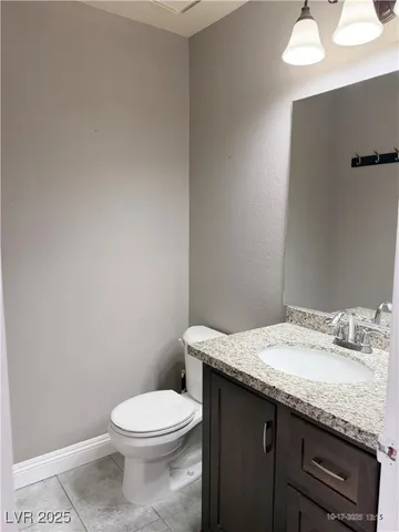 $2,400 | 2062 Club Crest Way, Henderson, NV 89014