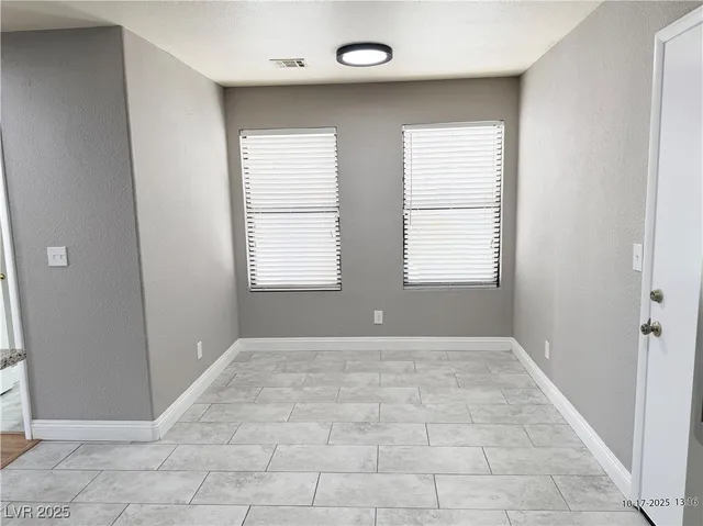 $2,400 | 2062 Club Crest Way, Henderson, NV 89014