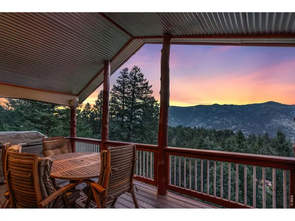 $849,963 | 1005 Estes Park Estates Drive, Lyons, CO 80540