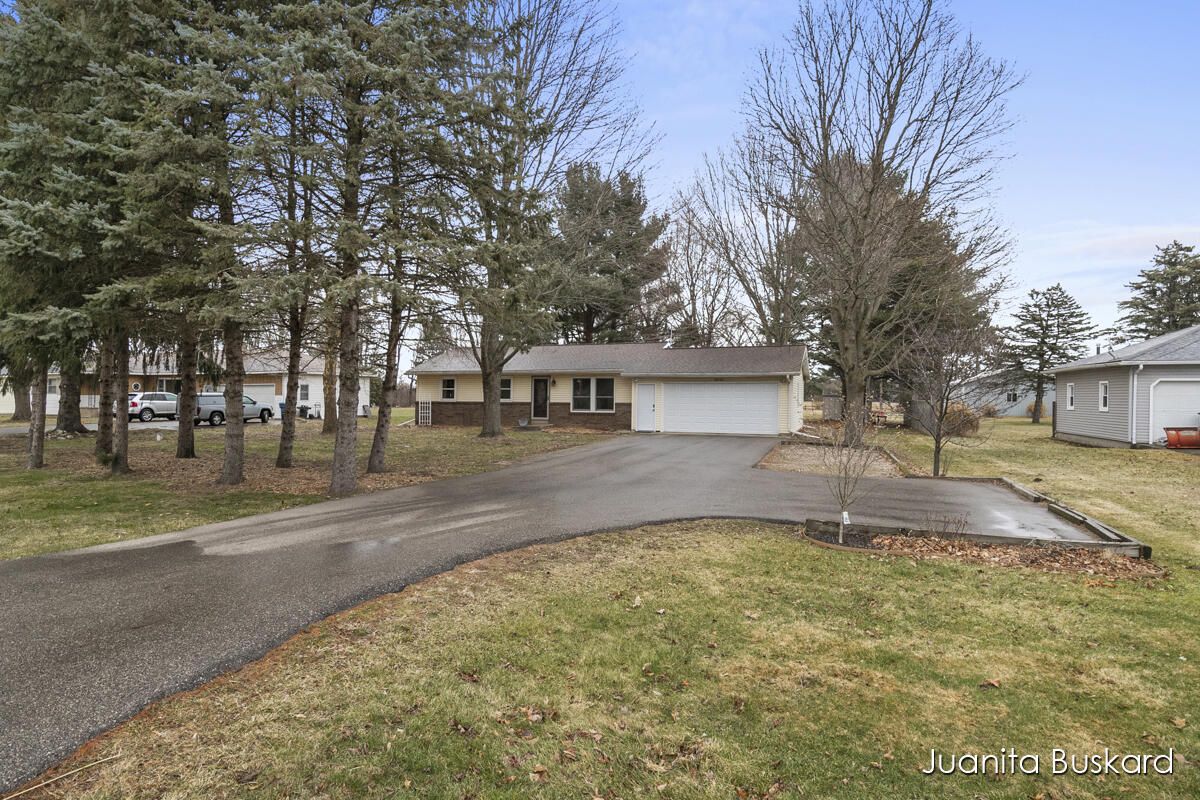 12043 South Sprinkle Road Vicksburg, MI 49097 - Photo 1 of 20 IMG_1002