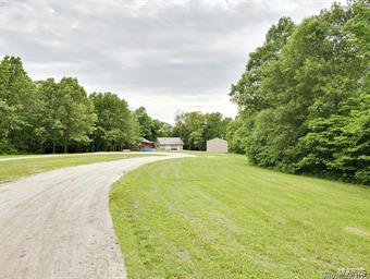32230 Teney Hollow Road Brighton, IL 62012 - Photo 12 of 29